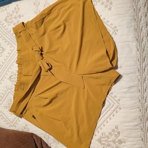 Athleta Skyline II Short